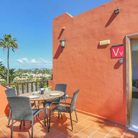 Oasis Royal Apartamento *